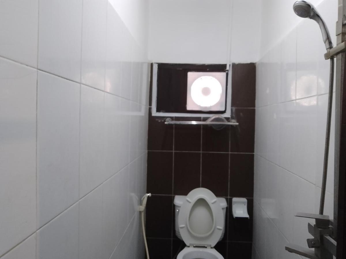 Funny Backpacker Hostel หลวงพระบาง ภายนอก รูปภาพ