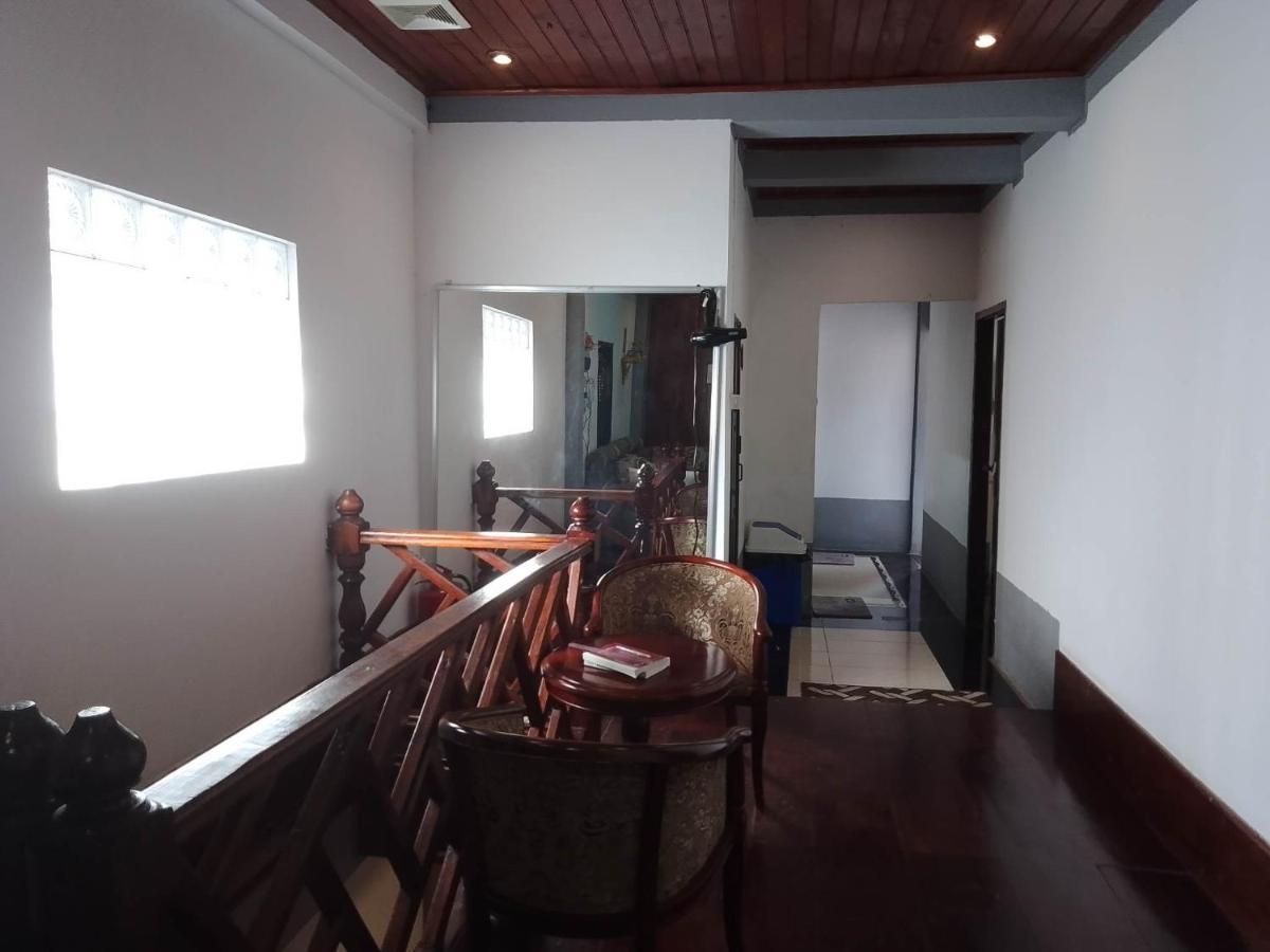 Funny Backpacker Hostel หลวงพระบาง ภายนอก รูปภาพ